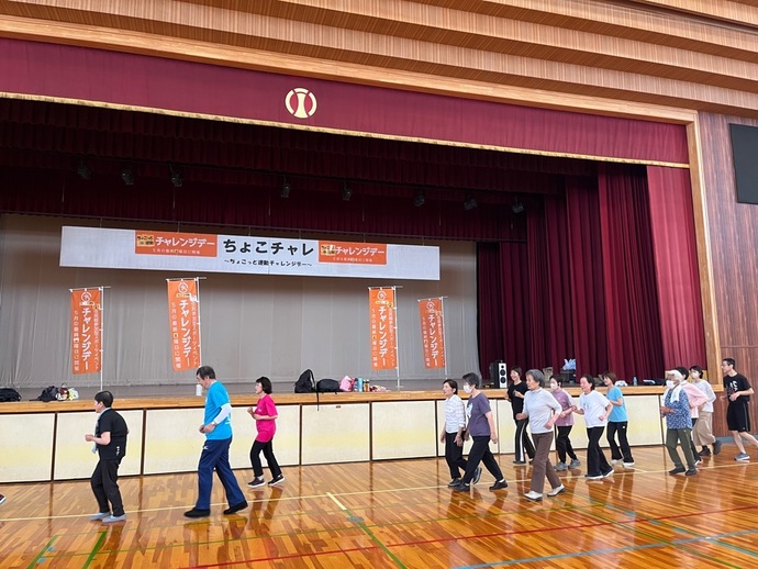 走っている写真