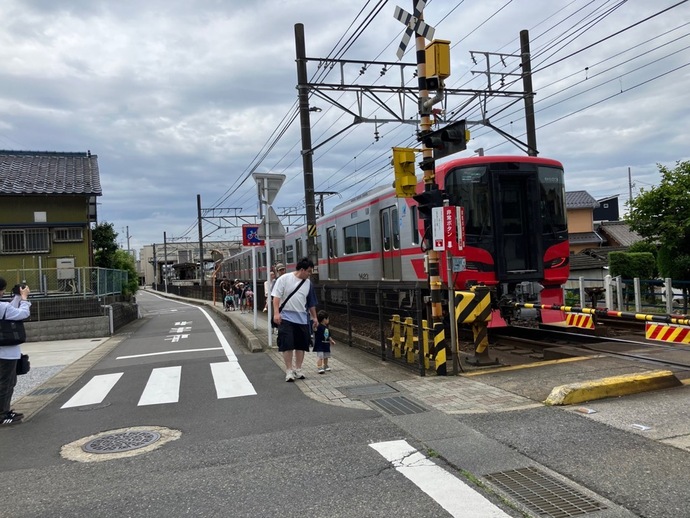 歩いている写真