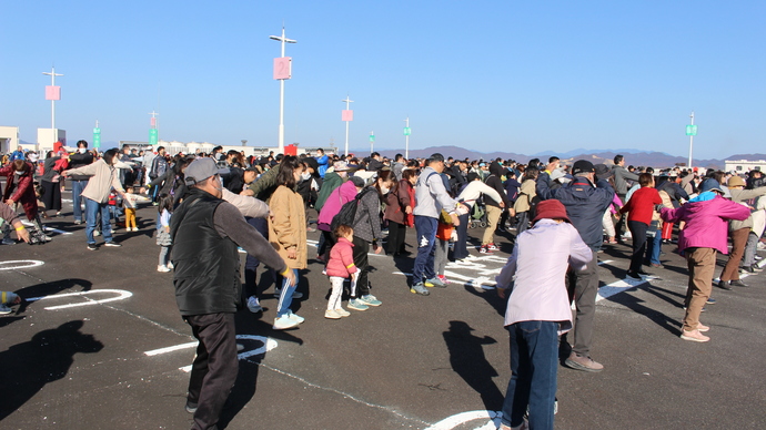 準備運動している写真