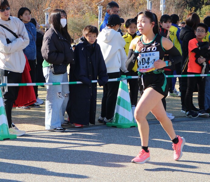 走っている写真